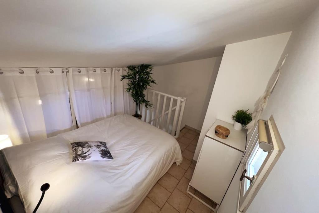 La Tour Des Teinturiers - Ac Clim - Wifi - Balcon Apartman Avignon Kültér fotó